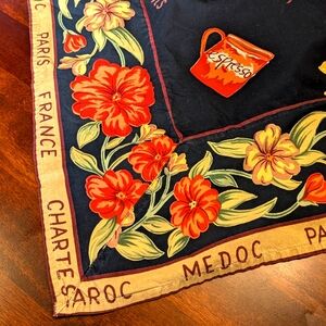 April Cornell Tablecloth